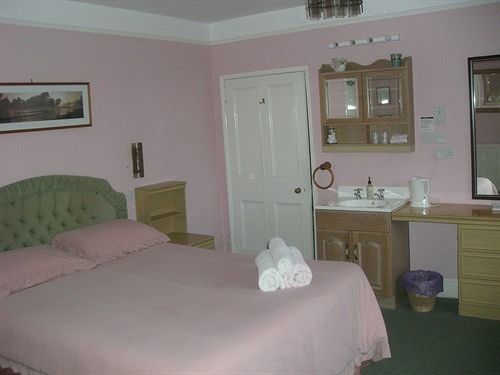 Lodgehill Hotel Tiverton  Bagian luar foto